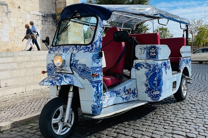 Private Tuk Tuk Tour in Lisbon 1H30 - Meeting point, pickup, and where the tour can end