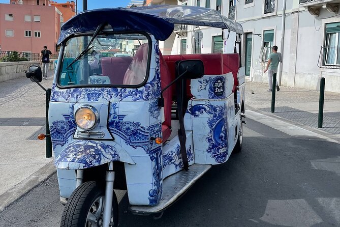 Private Tuk Tuk Tour in Lisbon 1H30 - Price and value: what $120.48 per group really buys