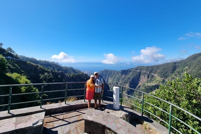 Private Tuk Tuk Tour in Nuns Valley - Timing and pace: fitting mountain viewpoints into 2.5 hours
