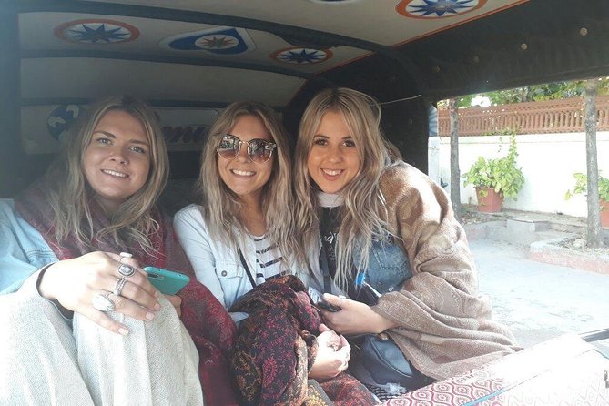 Private Tuk-Tuk Tour of Jaipur with Guide - How a private tuk-tuk makes Jaipur easier to handle