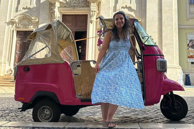 Private Tuk-tuk Tour of Lisbon and Belém - Alfama’s character days: fado streets and the Tuesday/Saturday fair