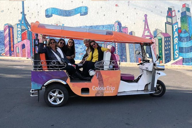 Private Tuk Tuk Tour Through Lisbon’s Historical Streets - Pickup, route changes, and the real meeting-point plan