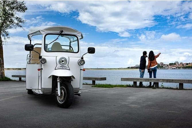 Private TukTuk guided tour in Helsinki 1,5 hours - Orthodox cathedral pass: a different kind of Helsinki landmark