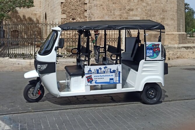 Private TukTuk Tour 2 Hours of Valencia - Mercado Colón: Modernism from 1916 (With a National Monument Title)