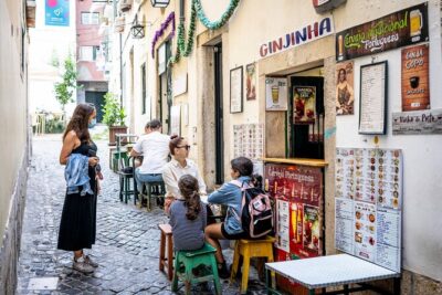 Private Tuktuk Tour with Portuguese Tapas and Wine - Alfama first: why the neighborhood choice sets the tone