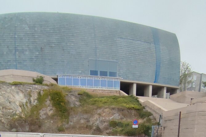 Private VIP Tour EN Tuk tuk A Coruña - Promenade, Aquarium Finisterrae, and sea-breeze moments