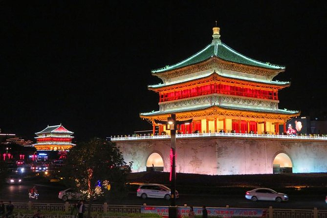 Private Xi’an Night & Food Tour by Tuk Tuk and Public Transportation - Key tour highlights at a glance