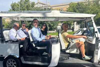 Privately Guided Panoramic Tour in Yellow Tuk Tuk from Madrid - Photo Stops vs. Deep Stops: The Main Trade-Off