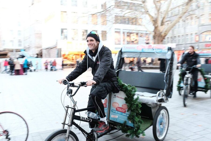 Rickshaw Glühwein Ride - The guided start: what you’ll see near the Dom area