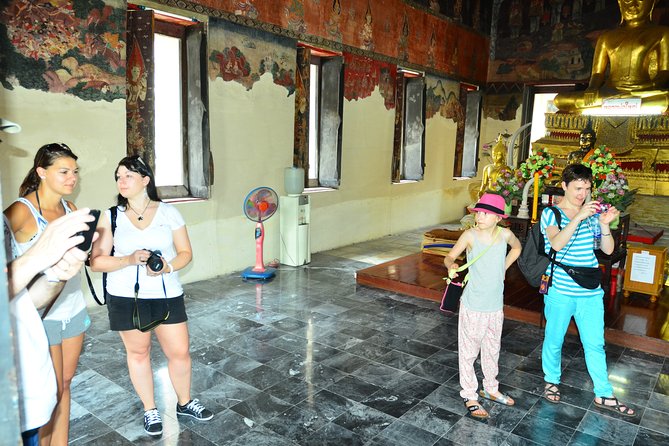 Rickshaw & Hike the Colors of Bangkok jungle - Wat Bang Nam Phueng Nok: a less-famous temple stop
