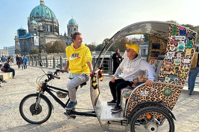 Rickshaw Sightseeing City Tours Berlin - Rikscha Tours - Why a rikscha works better than a bus in Berlin