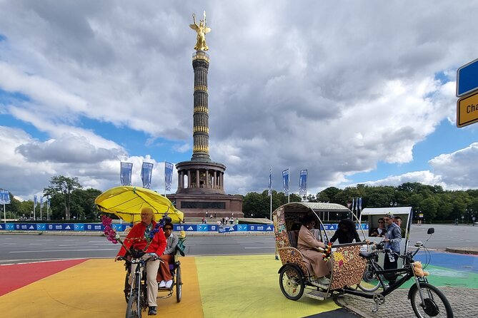 Rickshaw Sightseeing City Tours Berlin - Rikscha Tours - Bebelplatz to the New Synagogue: the city’s memory stops
