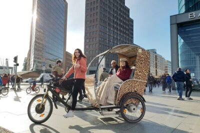 Rickshaw Sightseeing Tours Berlin - Highlights Berlin - Rickshaw city tour - What a 1-Hour Berlin City Tour Feels Like (and How to Use It)