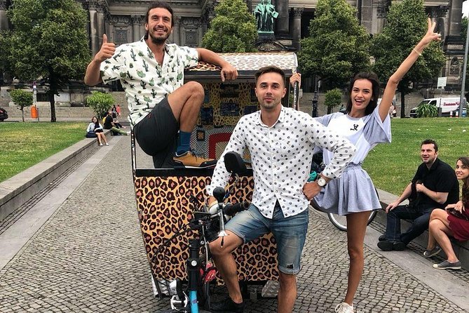 Rickshaw Sightseeing Tours Berlin - Highlights Berlin - Rickshaw city tour - Service Animals, Participation, and Who This Tour Fits Best