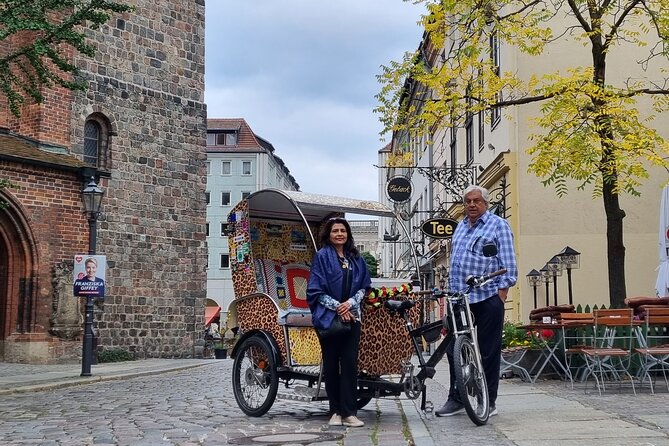 Romantic Berlin Rickshaw City and Photo Tour - incl. pick-up - Comfort Tips for When Berlin Weather Turns