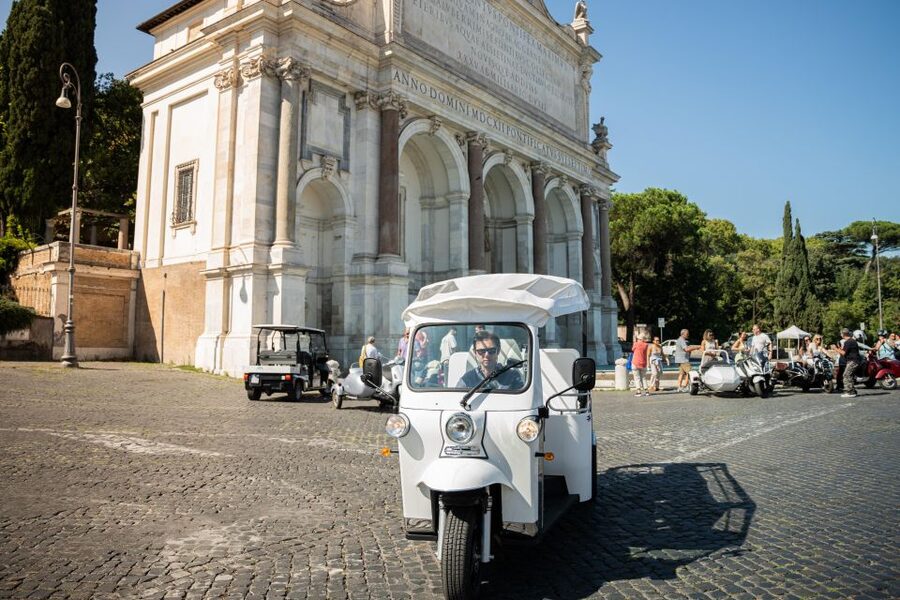 Rome: 2-Hour Vip Tuk-tuk tour with Hotel Pickup and Prosecco - Key Highlights Worth Your Time