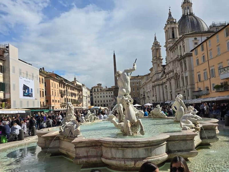 Rome: City Center Private Tour With Tuk-Tuk - Who’s driving the story: the guide quality is the real value