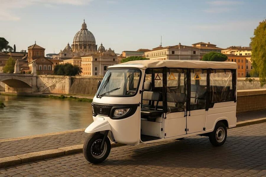 Rome: Electric Tuk Tuk (night) withphotography services - Price and value: is $77 for 2 hours worth it?