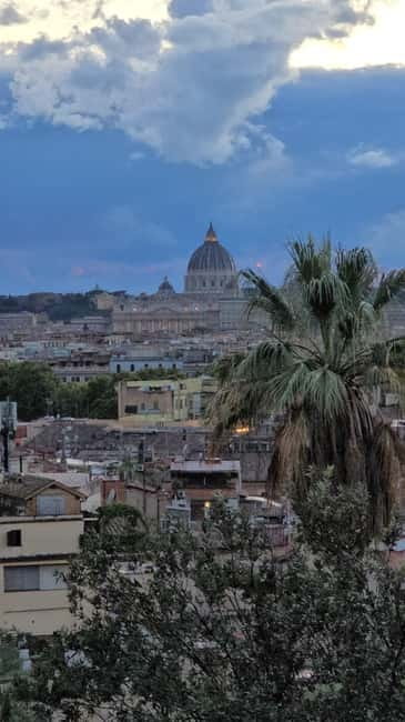 Rome: Tuk Tuk Tour of the Rome City Center - Mouth of Truth: a quick stop with a story you’ll remember