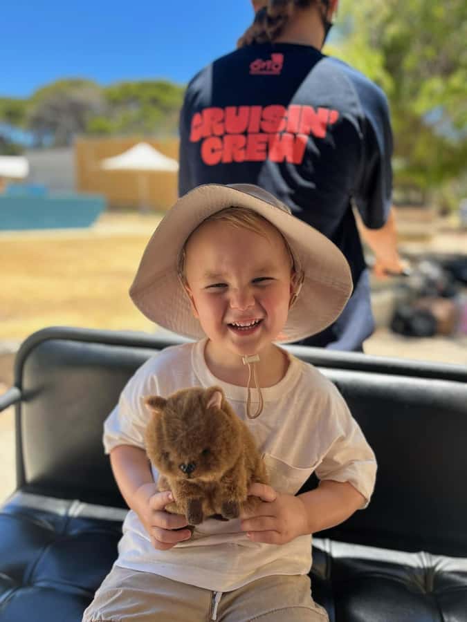 Rottnest Island - E-Rickshaw Tour with private guide - Lighthouse-to-lighthouse: what you’ll actually see and why it matters