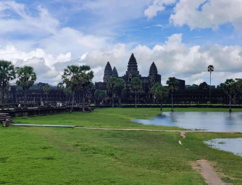 Siem Reap: Angkor Wat Private Tour by Tuk-Tuk - Ta Prohm: Trees, Shadows, and a Better Pace