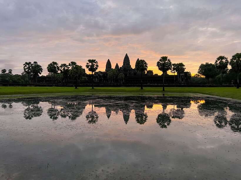 Siem Reap: Angkor Wat Sunrise Tour via Tuk Tuk & Breakfast - Price and value: what $59 gets you, and what to add