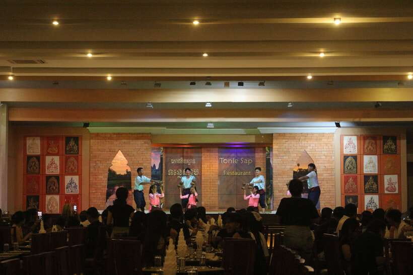 Siem Reap: Apsara Dance Show & Dinner with Tuk-Tuk Transfers - Quick practical checklist (so the night feels smooth)