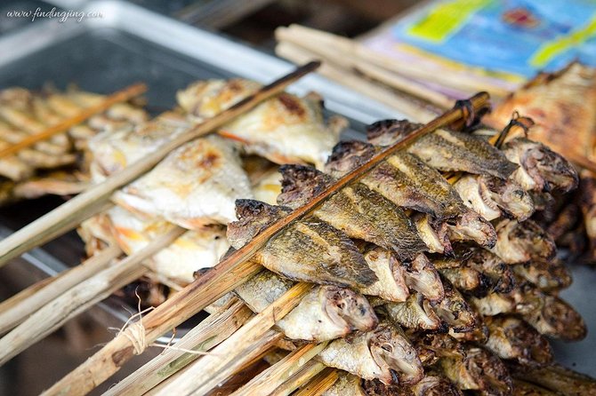 Siem Reap Evening Street foods Tours by Tuk Tuk - Stop 3: more Khmer dishes at a small street-side place