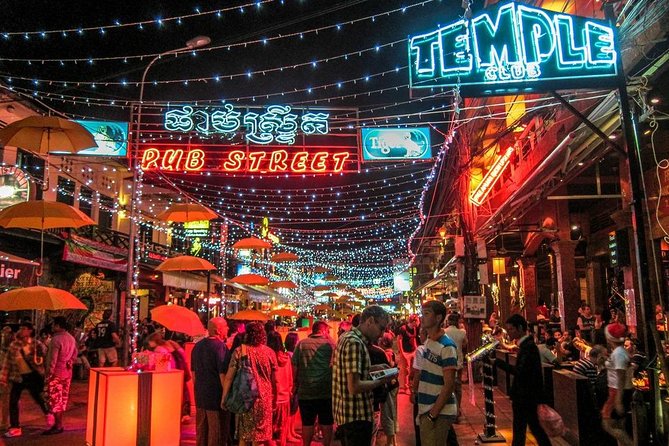 Siem Reap Evening Street foods Tours by Tuk Tuk - Going hungry is not a joke
