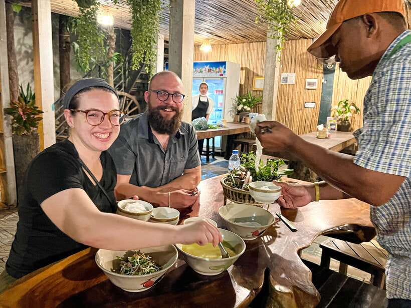 Siem Reap: Street Food Experience by Tuk-Tuk - Getting Picked Up: Tuk-Tuk Convenience in Real Siem Reap