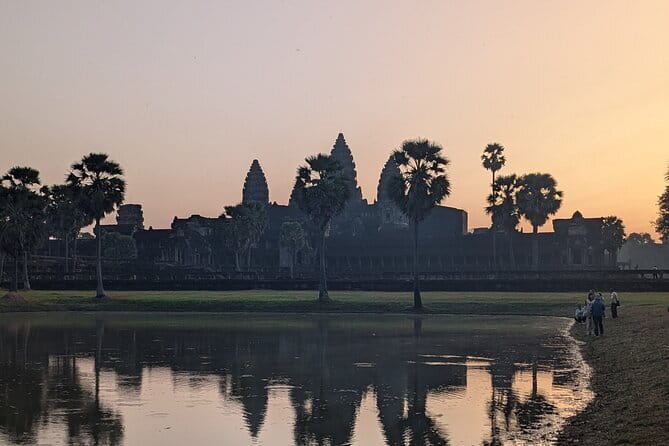 Siem Reap Temple Tuktuk Tour: Explore Angkor Wat and beyond. - A comfortable Angkor day starts with the right kind of transport