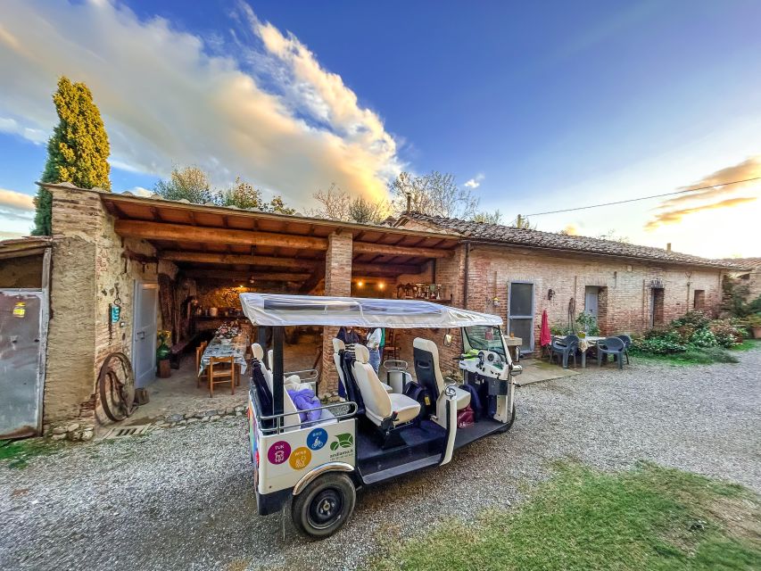Siena: Tuk Tuk Tour with Wine Tasting - The 40-minute uphill ride: what you’ll see on the tuk-tuk