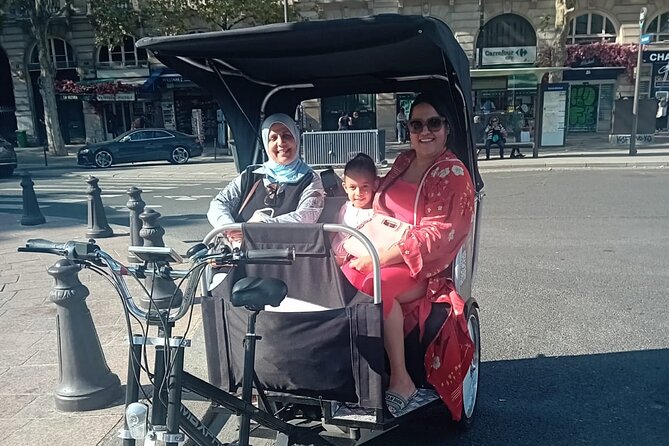 Sightseeing tour of most iconic parisian monuments (rickshaw) - Stop 2: Place Vendôme for a classic Paris picture