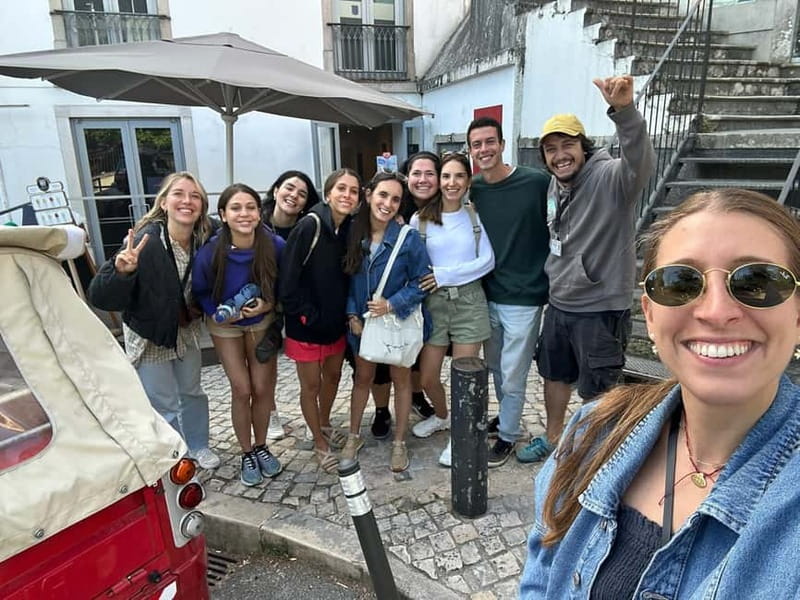 Sintra: 1-Hour Guided Tuk-Tuk Tour - Guides who tell stories in multiple languages