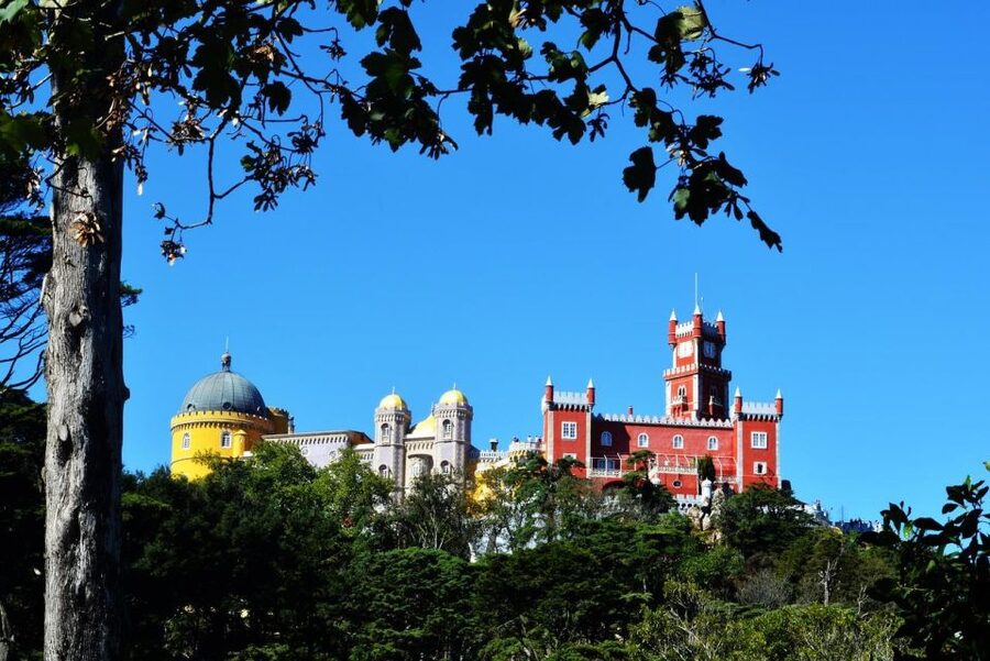 Sintra:1 hour tuk tuk experience to Pena Palace(3 monuments) - Tuktuk Transfers: The Value of Keeping It Moving