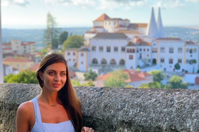 Sintra Electric Tuk Tuk Tour with Local Expert Guides 2h30 - Stop 2: Chalet Relógio Guesthouse and palace-photo storytelling