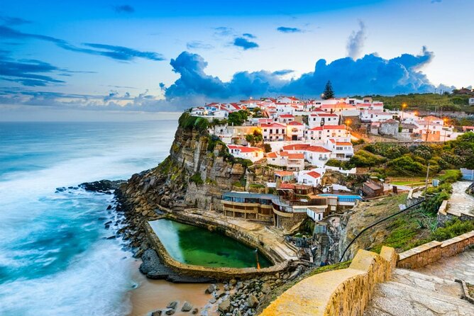 Sintra Tuk Tuk (Electric) 4-5 hours tour - Stop 2: Palácio e Parque Biester and the Johnny Depp Movie House