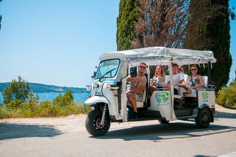 Split: Top City Highlights Electric Tuk-Tuk Tour - Old town signals: St. Francis, the promenade views, and key landmarks from the road
