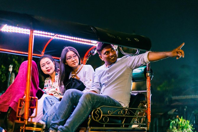 Sunlight or Moonlight: Chiang Mai City Tuk Tuk Tour - Timing and meeting point: getting started without stress