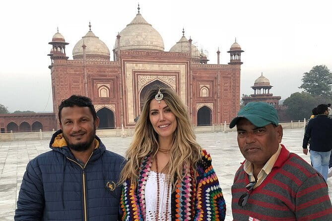 Taj Mahal Tour By Auto Or Rickshaw - The auto rickshaw ride: fun, efficient, and not for everyone