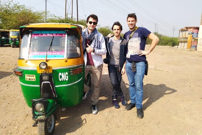 Tajmahal Full day Tour by tuk tuk - Stop 2: Agra Fort around 10:00 AM
