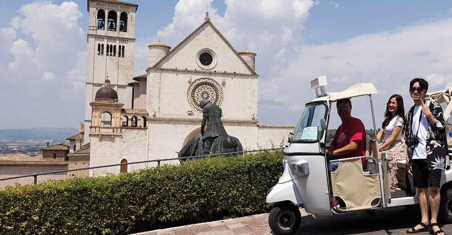 The Life of Saint Francis Tour by Tuk Tuk: English & Spanish - Why this Saint Francis tour makes sense in just 3.5 hours