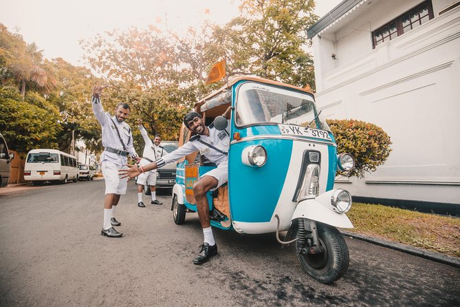 "THE ORIGINALS" Tuk Tuk Safari Colombo, the first and the best. - The 1749 Protestant Church and the National-Monument Leisure Park Area