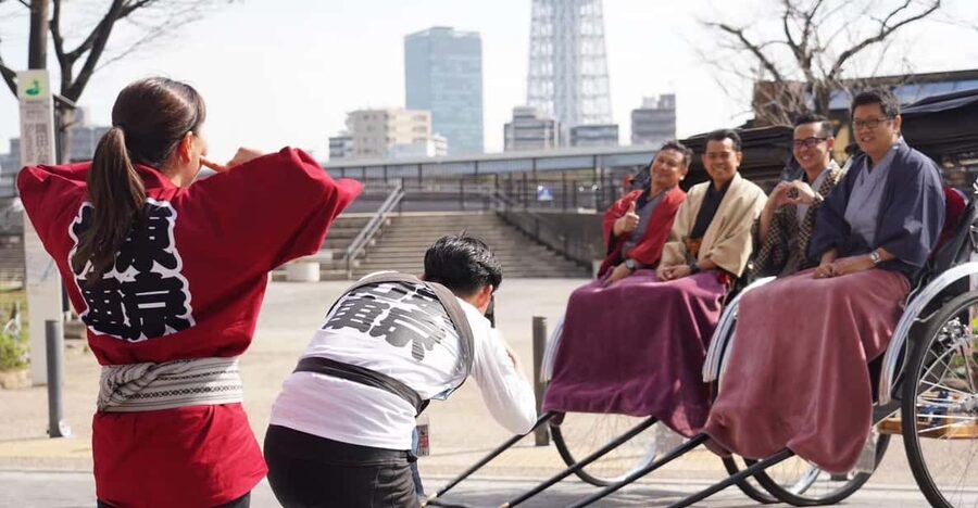 Tokyo: Asakusa tour by rickshaw - The route payoff: Senso-ji and Kaminarimon from a higher, easier angle