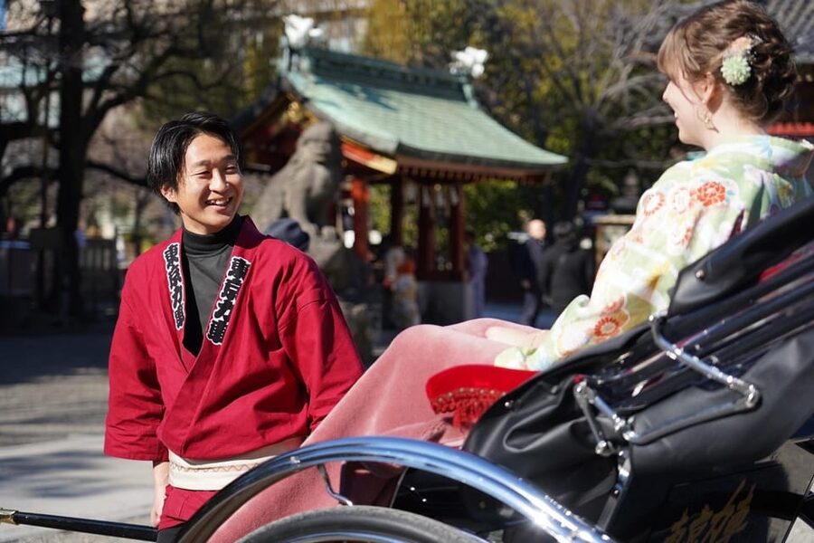 Tokyo: Asakusa tour by rickshaw - Eating and shopping tips you can use right away