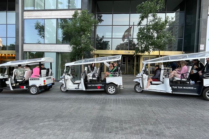 Tour en tuk-tuk electrico por MADRID MODERNO - Why an electric tuk-tuk is a smart way to see Madrid in 90 minutes