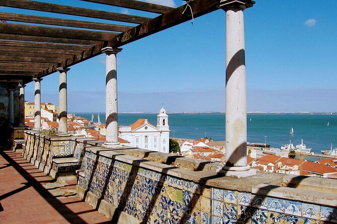 Tour Tuk Tuk Lisbon-Belem 4 H Free Pick-up - São Roque and Miradouro São Pedro de Alcântara: Baroque chapels and city-arc views