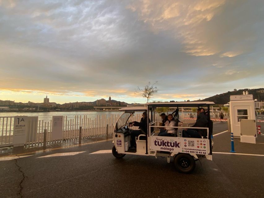 Tour Tuk Tuk Málaga - The Route From Banco de España to the Sea: How the Day Flows