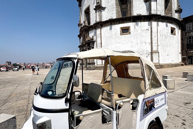Tours in the Port DE Tuk Tuk - Starting at Praça da Batalha: your easiest orientation in town