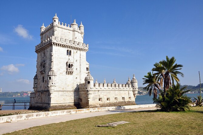 Tuk-tuk Bethlehem: An adventure DE tuk tuk you will never forget - Mosteiro dos Jerónimos: the royal monument that still feels enormous